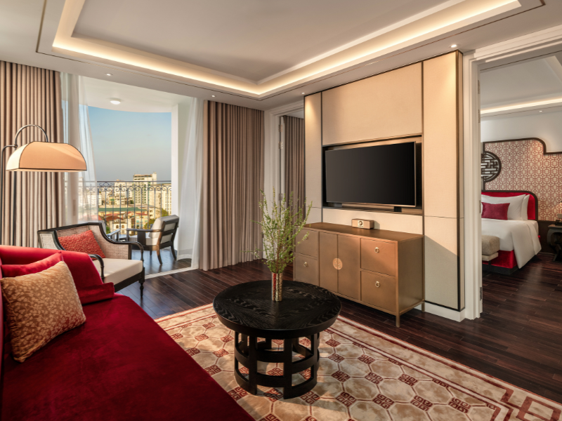 Grand Royal Riverside Hue