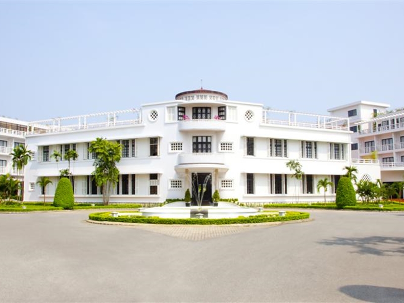 Azerai La Residence Hue