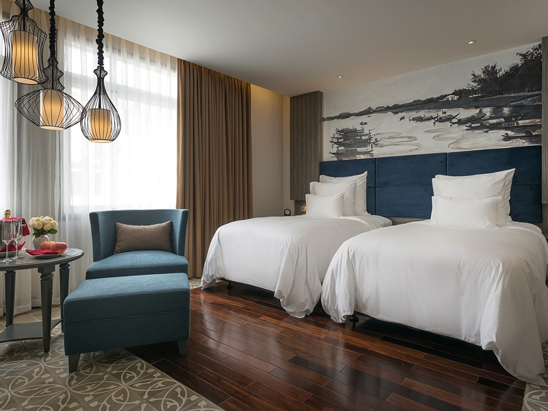 Paradise Suites Hotel Ha Long