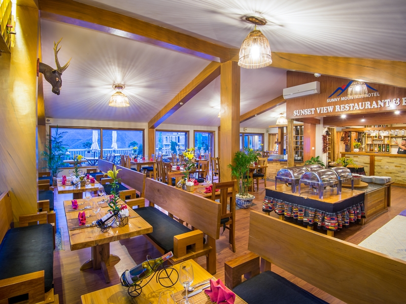 Sunny Mountain Hotel