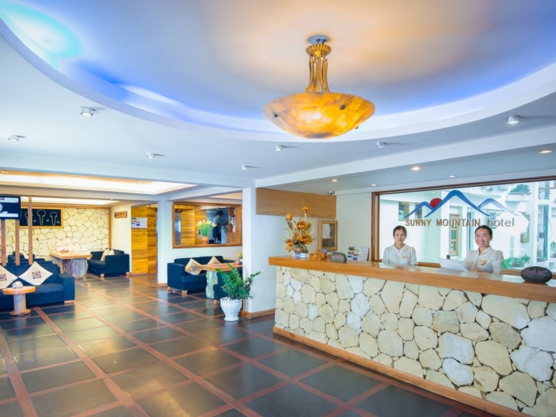 Sunny Mountain Hotel