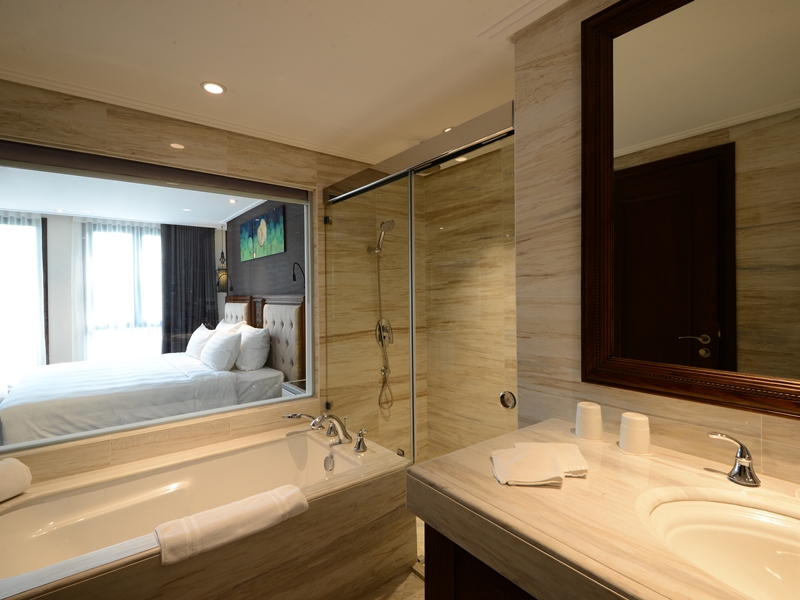 The Chi Boutique Hotel