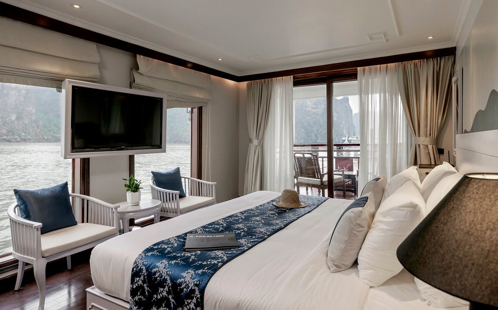 Overnight Boat Cruise on Halong Bay (Bai Tu Long Bay) 3D2N