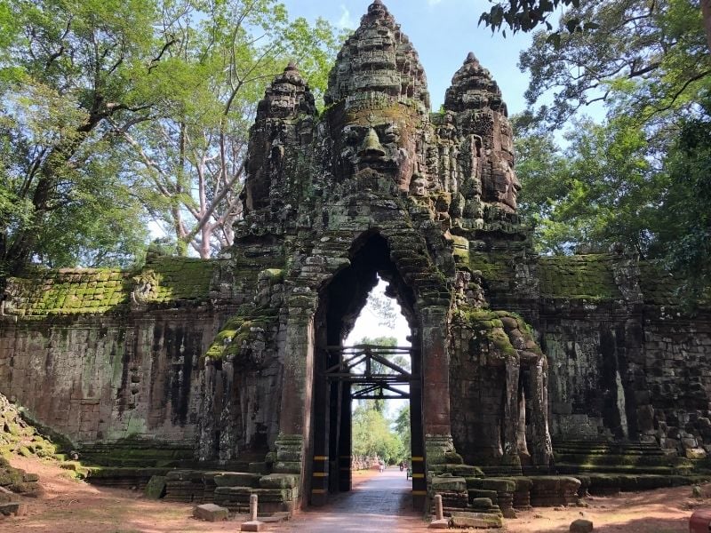 Essential Angkor