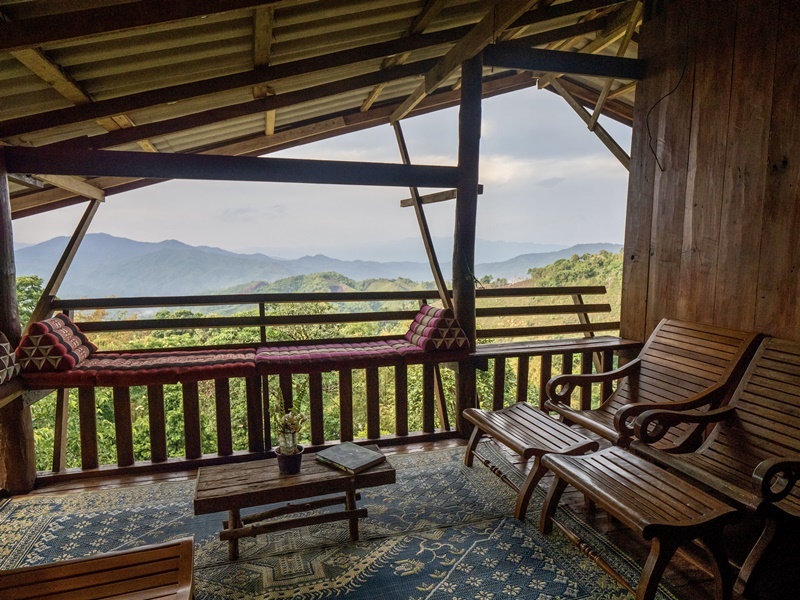 Elephants & Mountain Homestay Adventure