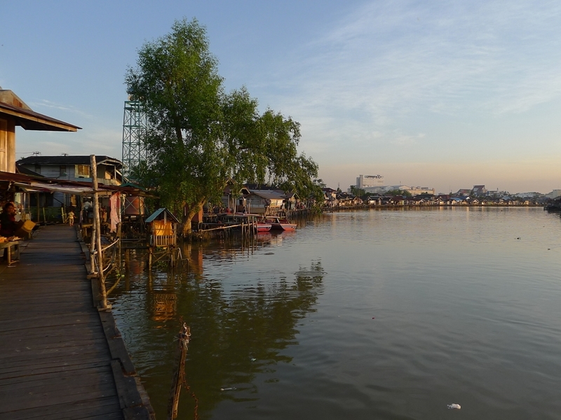 Kalimantan South Island Explorer