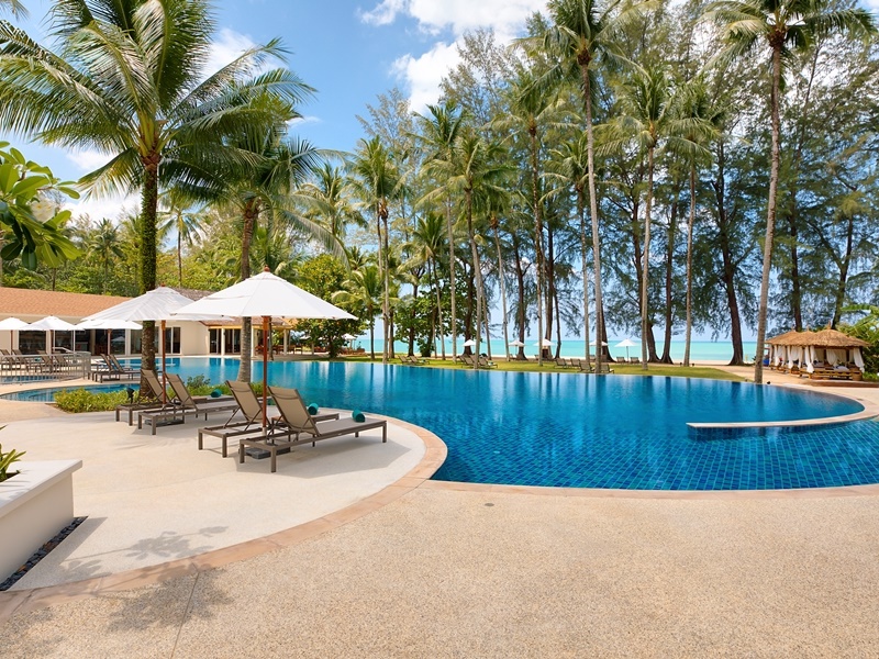 Outrigger Khao Lak Beach Resort