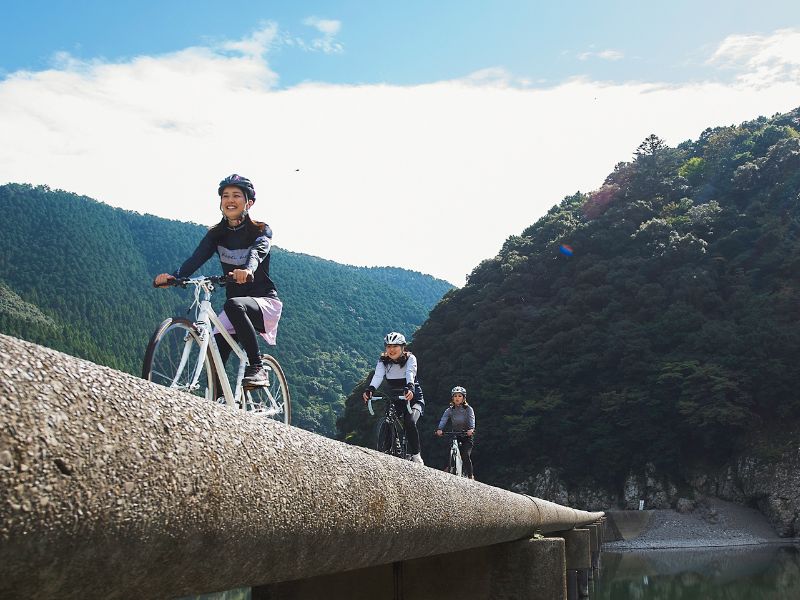 Mt Fuji Glamping & Cycling Adventure