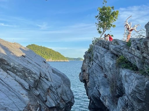 City Escape to the Seaside