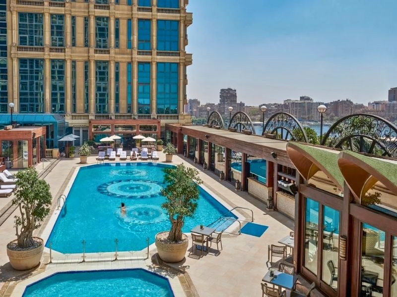 Four Seasons Hotel Cairo at The First Residence