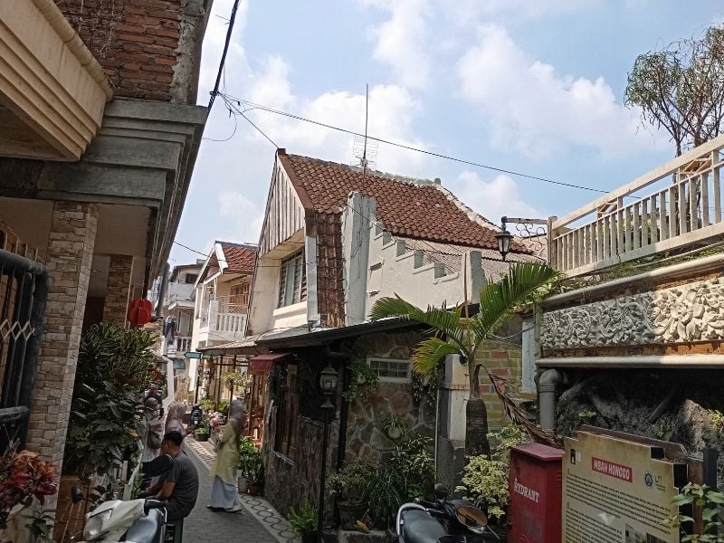Tracing Java’s Architectural Legacies