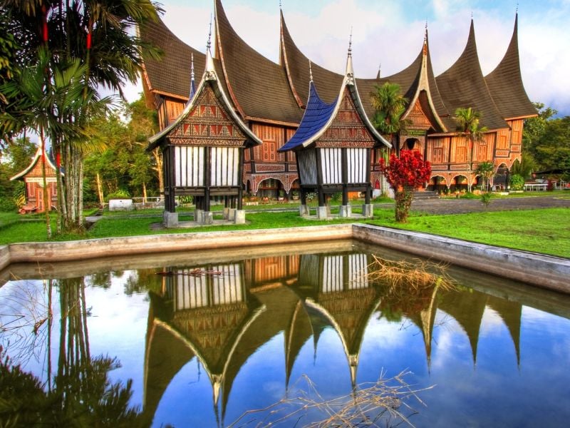 Sumatra Overland, Kerinci and Weh Island Adventure