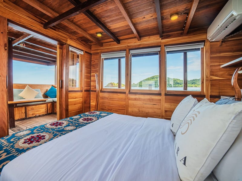 Komodo Liveaboard Experience