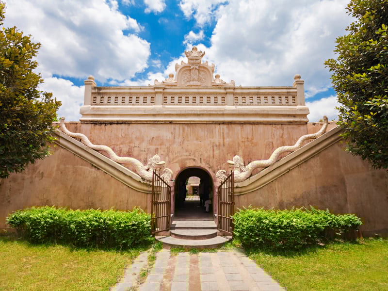 Venturing Java by Train