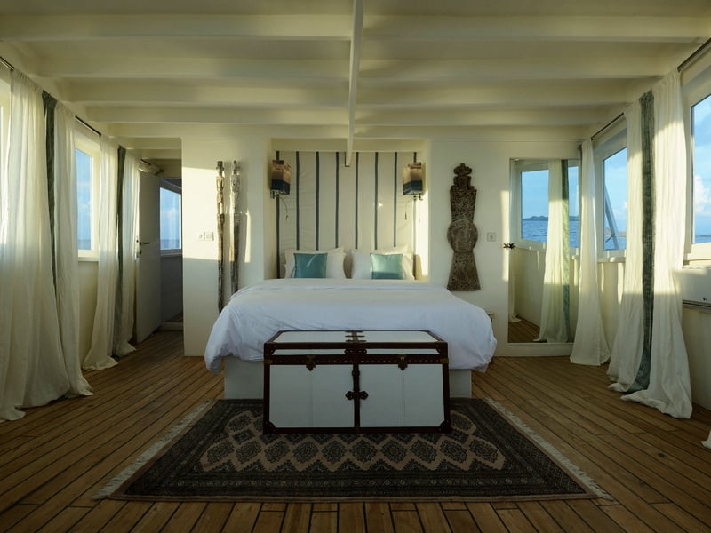 Honeymoon Romance With Alexa Cruise
