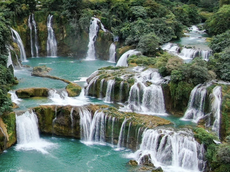 Exploring Northeast Vietnam by E-Bike