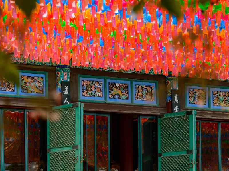 Flavours of the Rising Sun