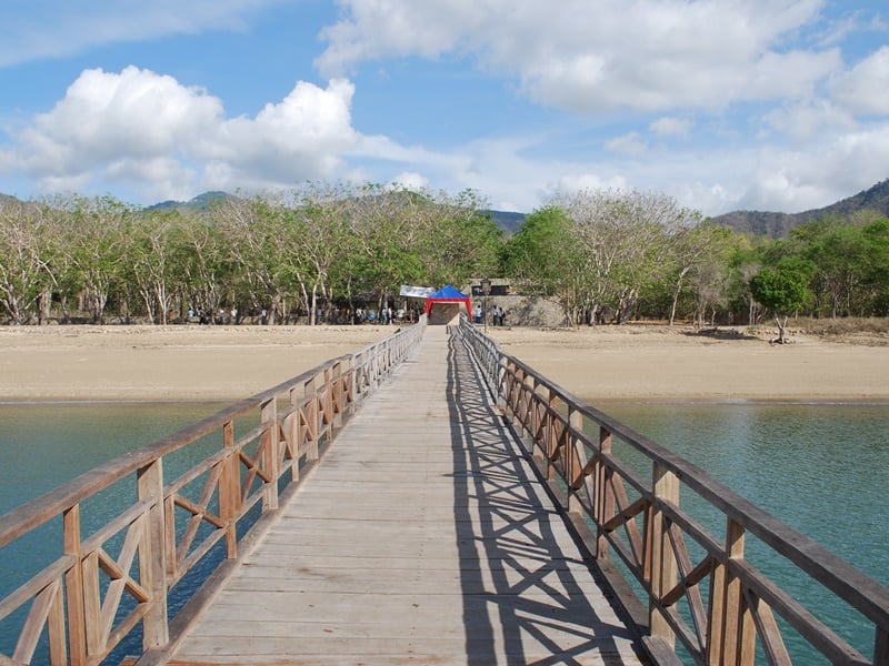 Discover Flores On Two Wheels