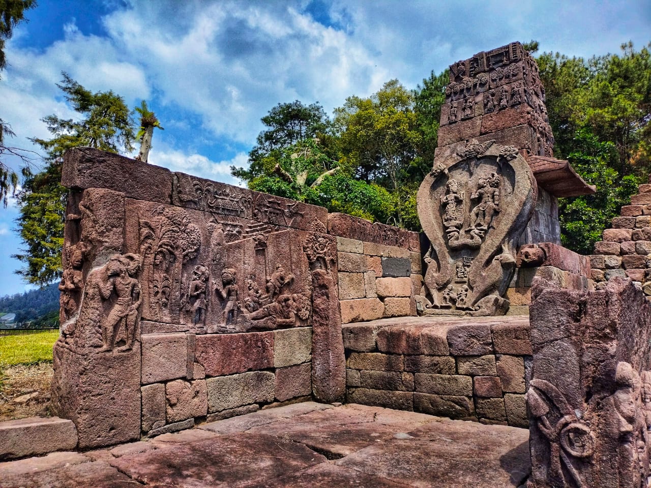 Java Temples, Plantation and Volcanoes