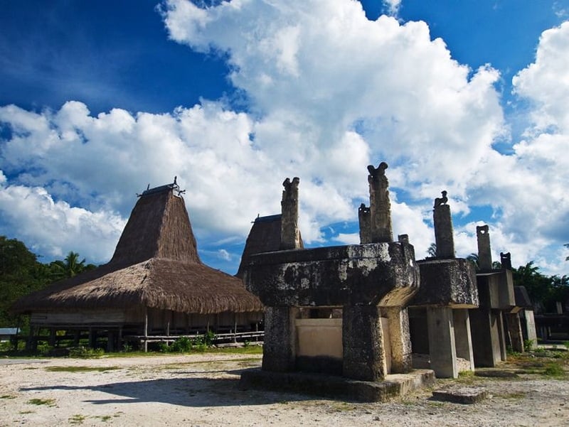 Sumba Uncovered: East Meets West