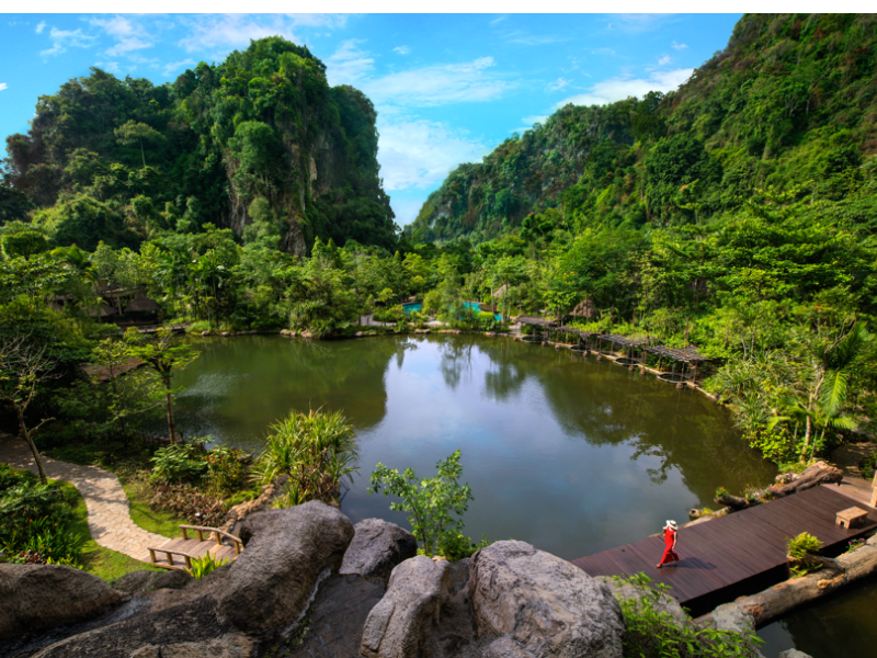 Luxury Hotsprings Eco Retreat