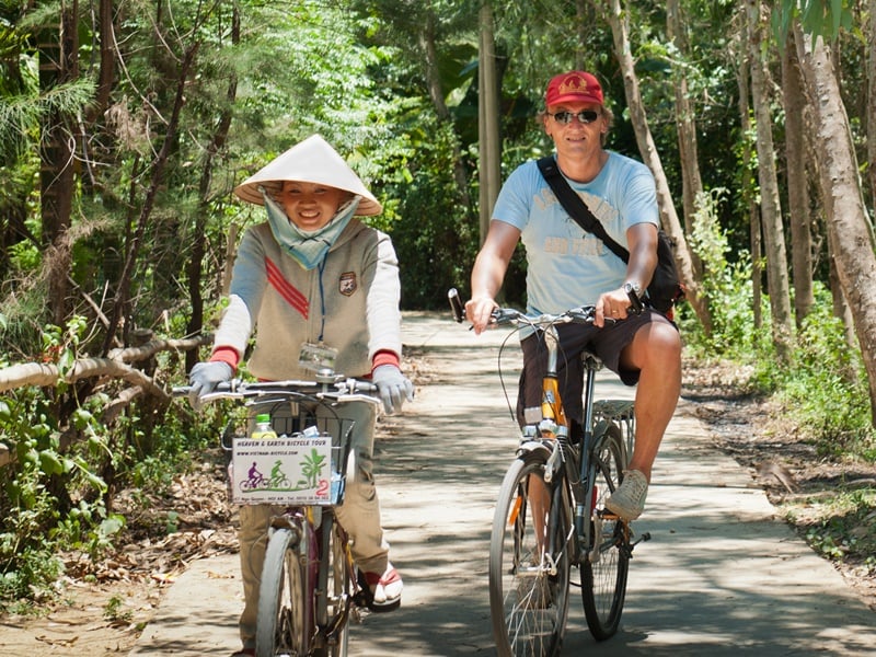 Cycling Vietnam South to North
