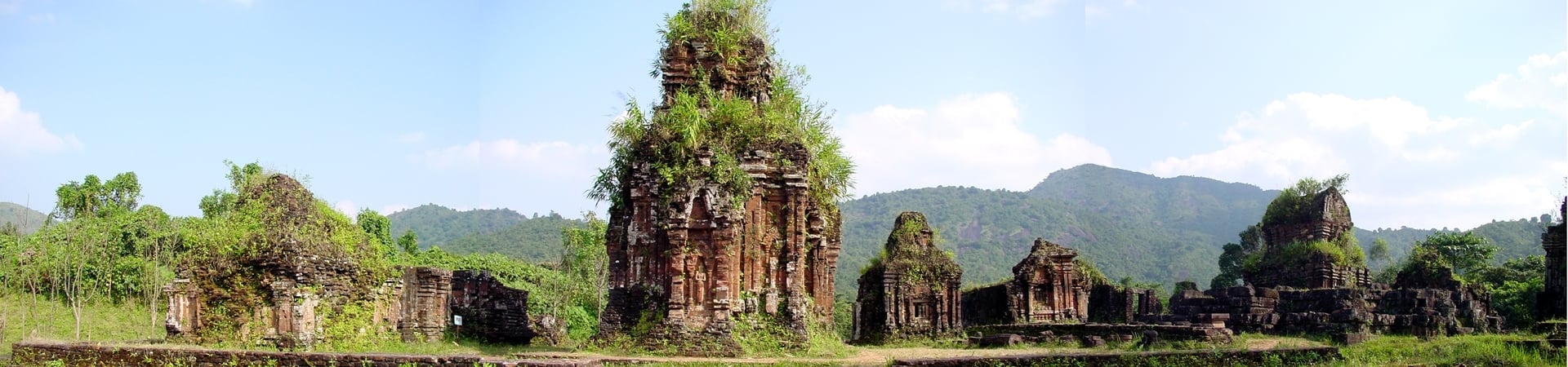 Family Cycling Hue and Hoi An