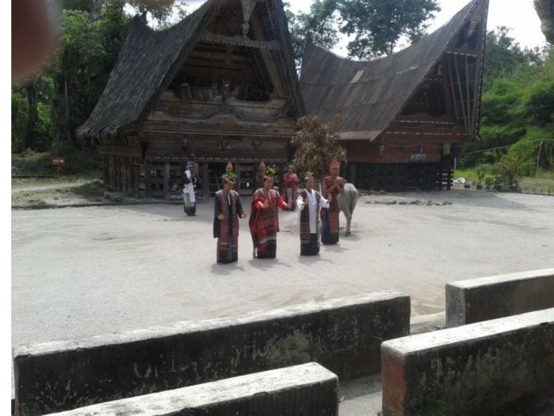 The Great Sumatran Traverse: North to West