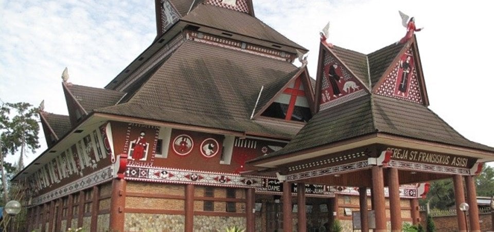 Overland from North to West Sumatra