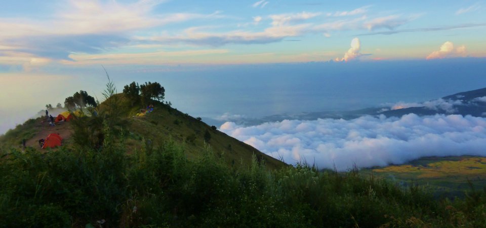 Trekking Lombok Rinjani Volcano Summit