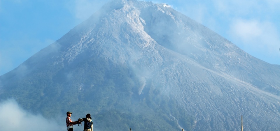 Trekking East Java Four Volcano Summit