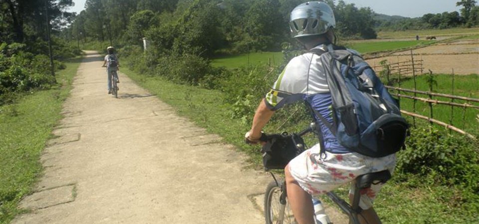 Family Cycling Hue and Hoi An