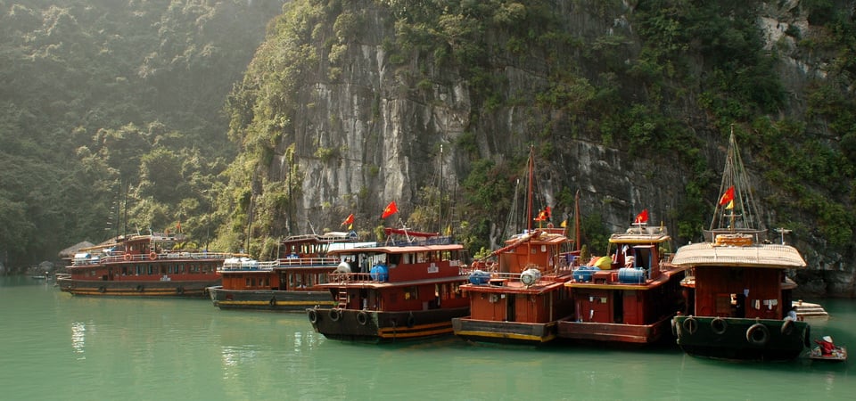 Overnight Boat Cruise on Halong / Lan Ha Bay 2D1N