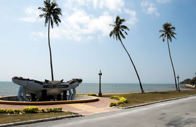 cam-kep-beach-promenade