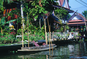 tbh05_05_bangkok-river-and-klongs