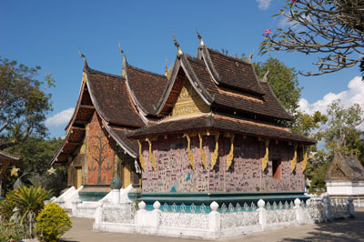 lao-lpq-wat-xien-thong