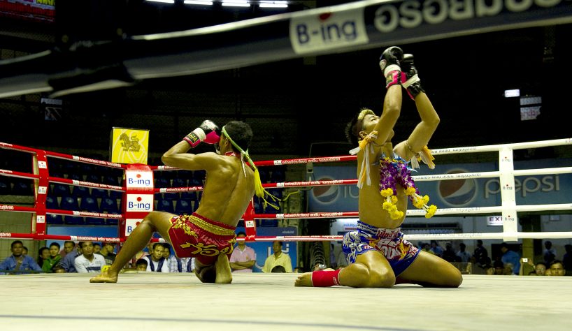 top 5 asian sports: muay thai - fighters making blessing before the combat